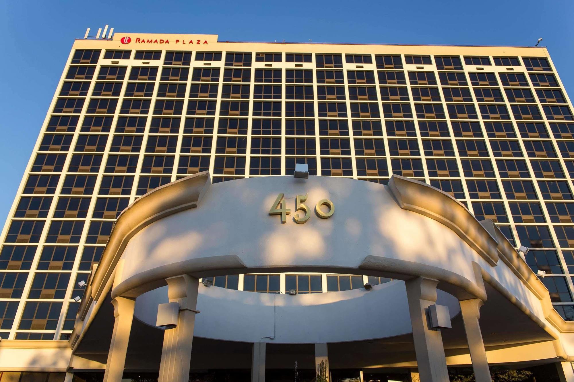 Hotel Ramada Plaza By Wyndham Atlanta Downtown Capitol Park Exterior foto
